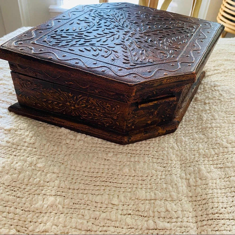 Vintage Tooled Texture Versatile Use Wooden Chest Jewelry Keepsake Holder